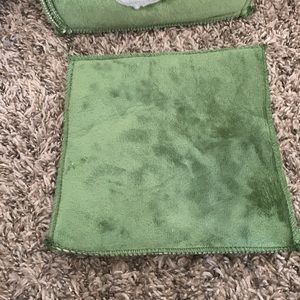 Very small hideout for pets, good for hamsters and animals that size